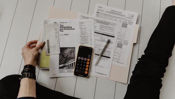 Document financier avec calculatrice - aides subventions